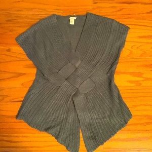 Escrow gray sweater vest